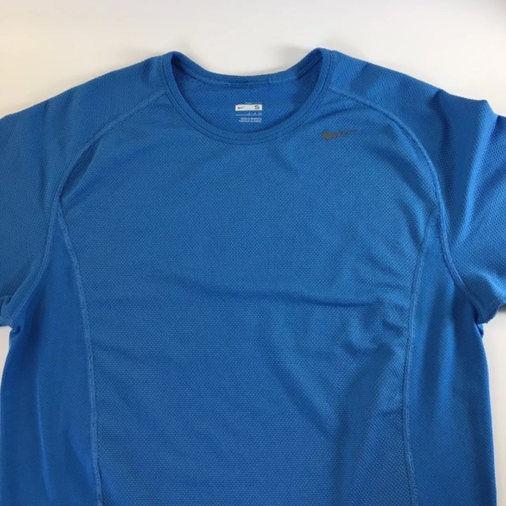 🐾 🐾Nike Dry-fit Blue top Sz S‎